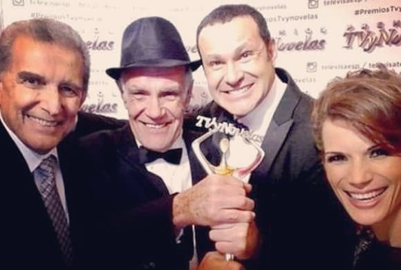 Alan Tacher está muy agradecido con su padre, él lo acompañó en cada momento importante de su vida.