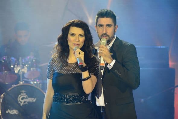 Teleton USA (Laura Paisini y Alex Ubago)