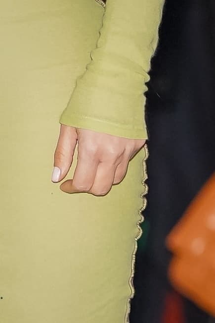 Kardashian reapareció sin su anillo de bodas.