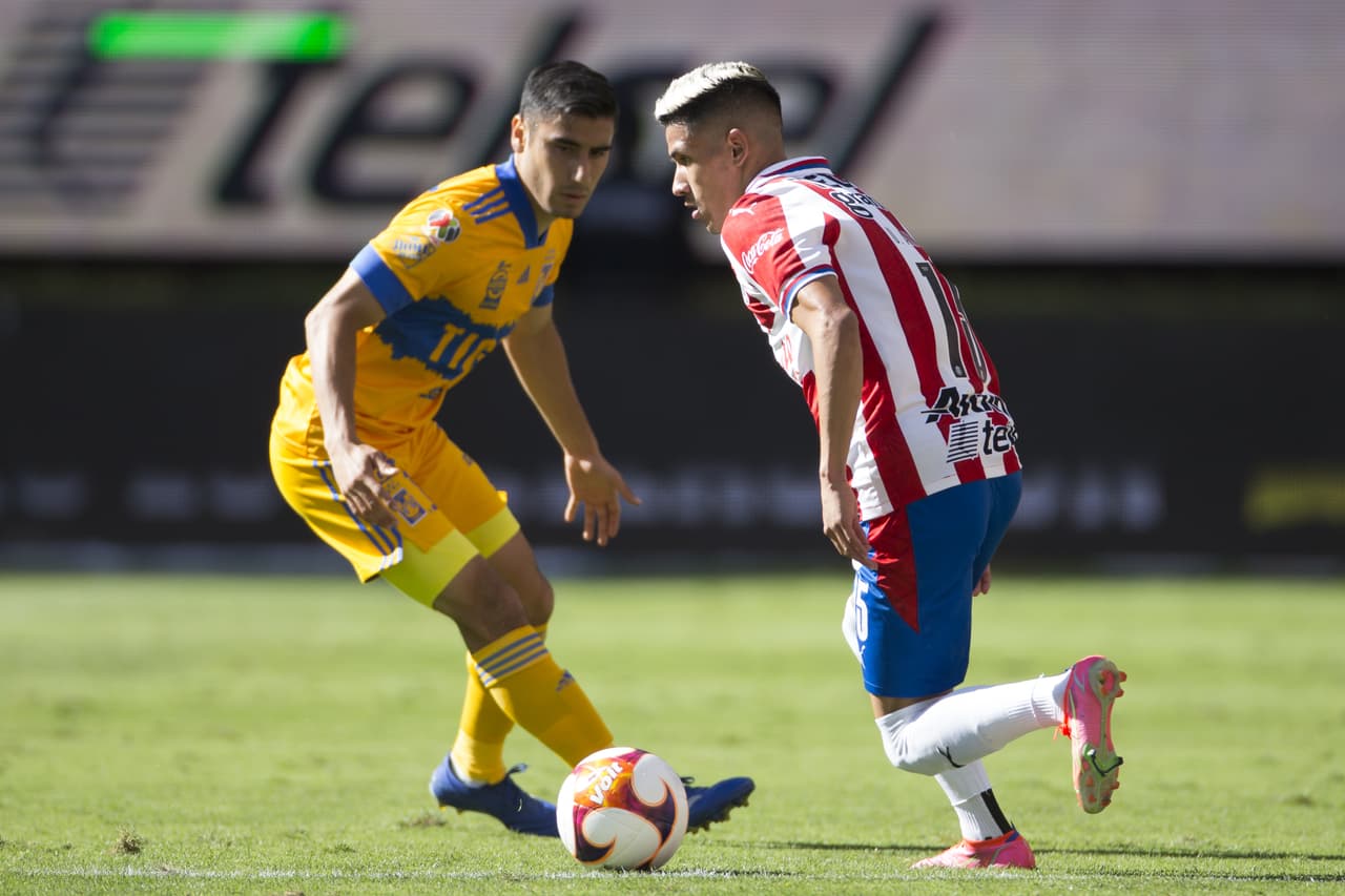 Las Chivas no logran hacer pesar la localía y terminan empatando sin goles en el Estadio Akron.