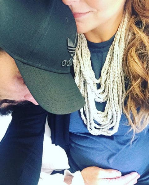 Marjorie continúa haciendo ejercicio para mantenerse sana y fuerte durante el embarazo.