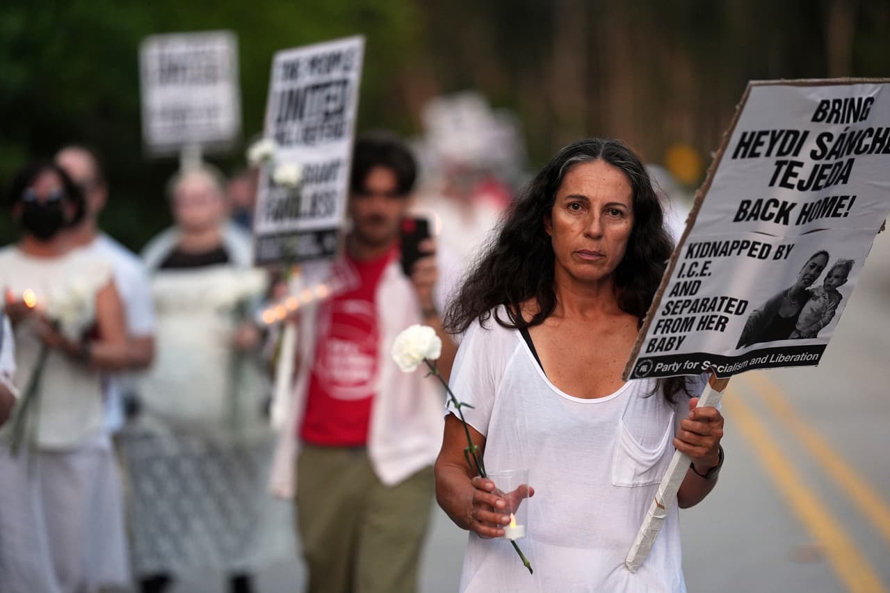 Emerson Colindres tiene 19 años y era considerado una promesa de fútbol. ICE lo deportó a Honduras a días de graduarse de secundaria 