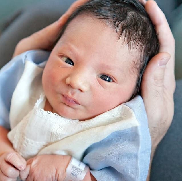 Sebastián José nació en Minnesota (EEUU) y pesó 7 libras.