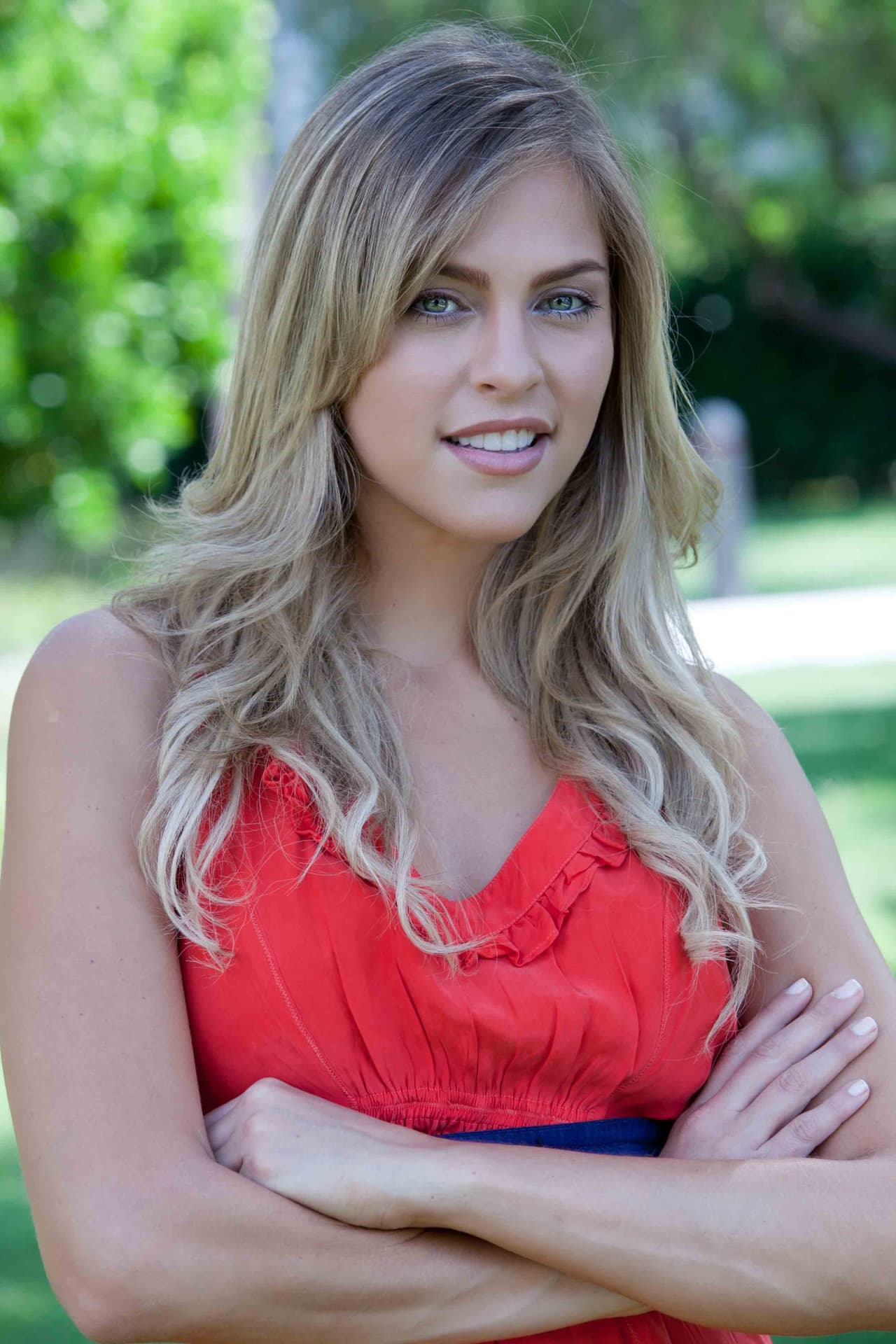 Prepárense porque esta fashionista estará al pendiente de todos los outfits de los artistas.