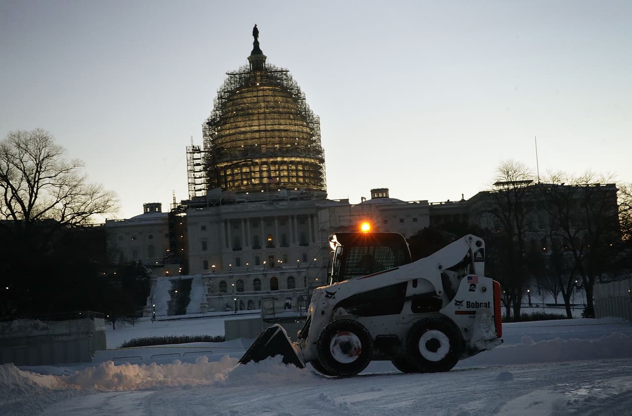 Labores de limpieza en DC.