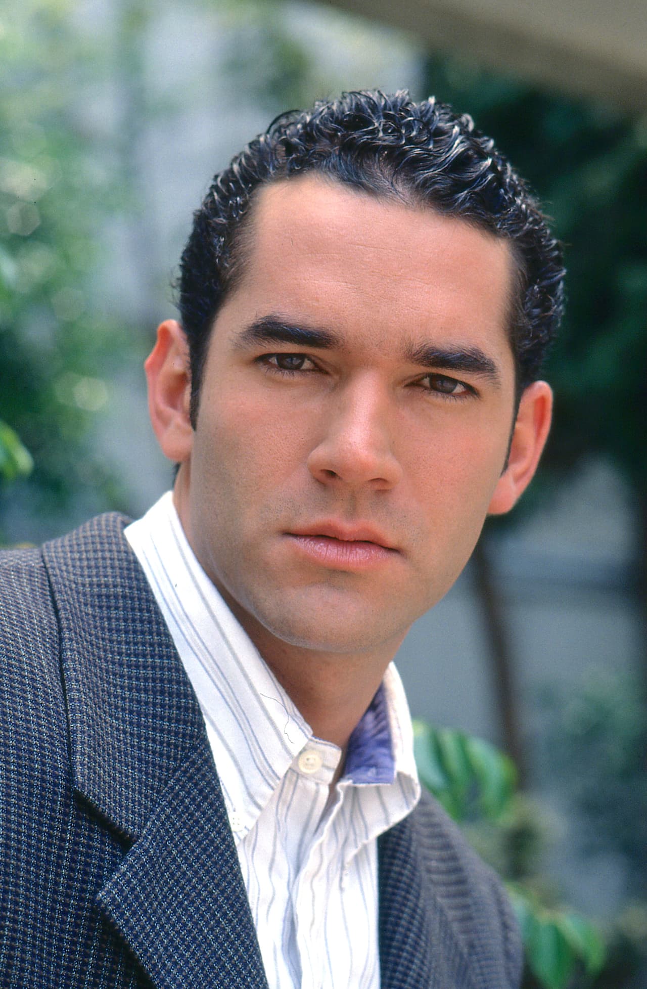 Gracias a su altura y carisma, de inmediato se posicionó como un galán de telenovelas. Su primer protagónico llegó en 1996 con ‘Marisol’, en donde compartió créditos con Erika Buenfil.