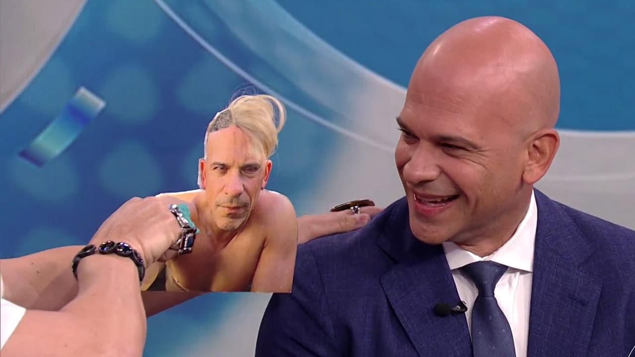 Aunque las opciones de Doña Meche fueron del agrado de los presentadores del show, el Dr. Juan confesó sentirse a gusto con su look: "Calvo me gusta más".