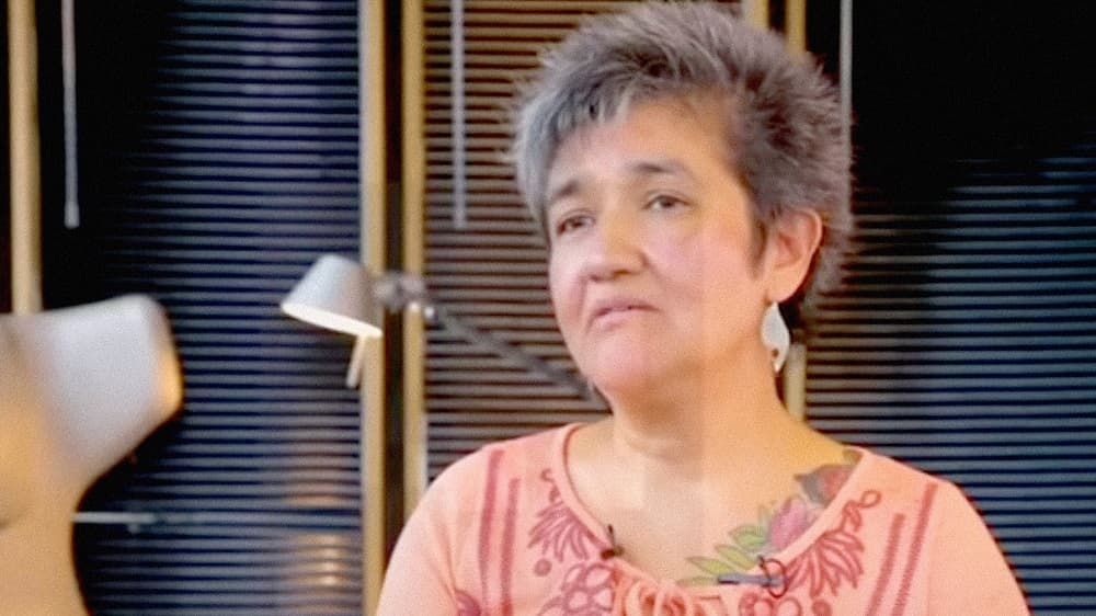 “Me obligó a abortar no solo una vez, sino tres veces”, la denuncia de una teóloga contra un cura que remece a la Iglesia