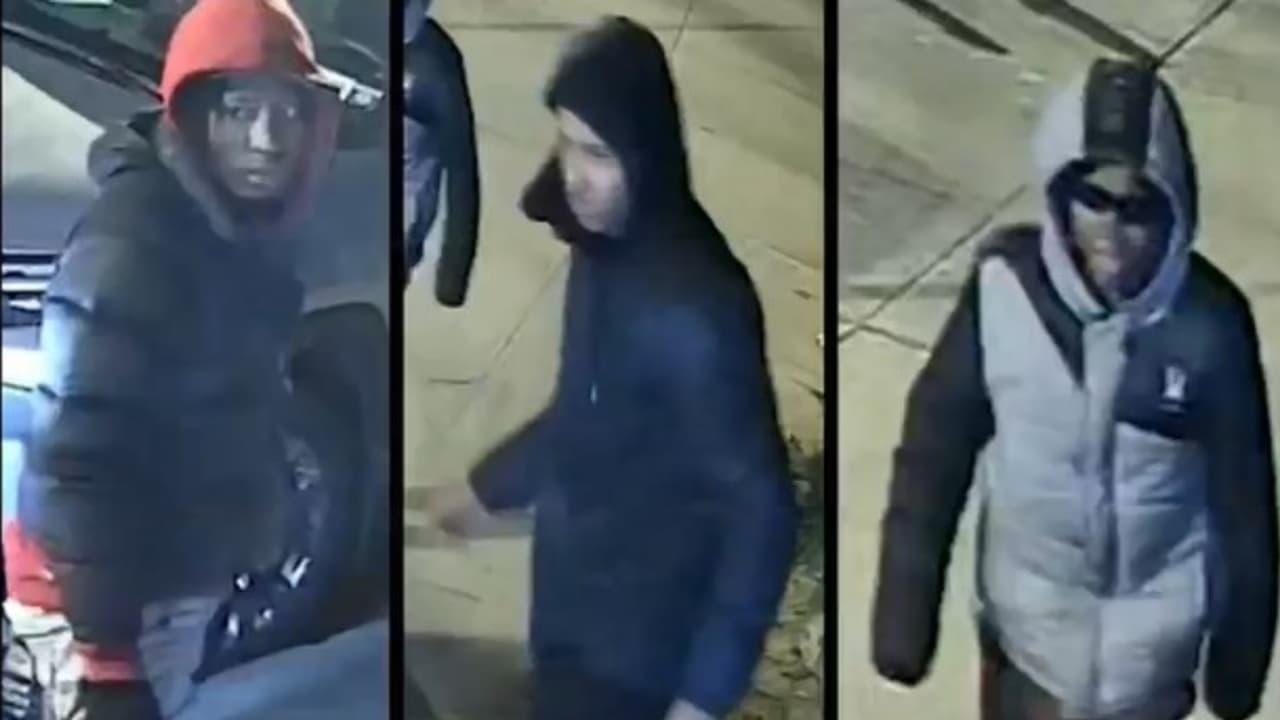 Buscan a tres motorizados que golpearon y robaron a un abuelo en El Bronx