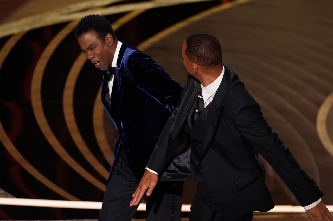 La policía estaba lista para arrestar a Will Smith si Chris Rock hubiera presentado cargos, dice el productor de los Óscar