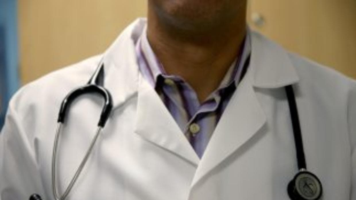 Aprende a escuchar a tu cuerpo y acepta tus propias limitaciones. Sobre todo, si dejaste de hacer ejercicio por cuestiones de salud o alguna lesión es importante que lo consultes antes con tu médico.