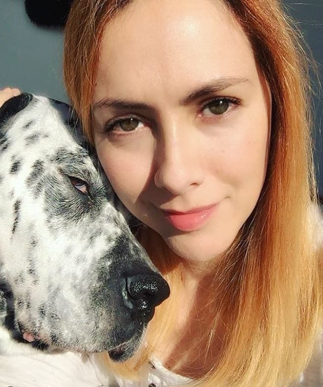 "Realmente no pensé que ganaría con esta escena. Fue una prueba que en su momento envié a mi mánager aquí en NY, pero cosas maravillosas pasan cuando menos las esperas. La envié con la intención de volar, de llegar a lugares a donde aun no he ido; de ser vistas. Se trata de divertirse, de soñar y creer, de atreverse. Atreverse a dar pequeños pasos, a tocar, a estar ahí, afuera. Confiar".