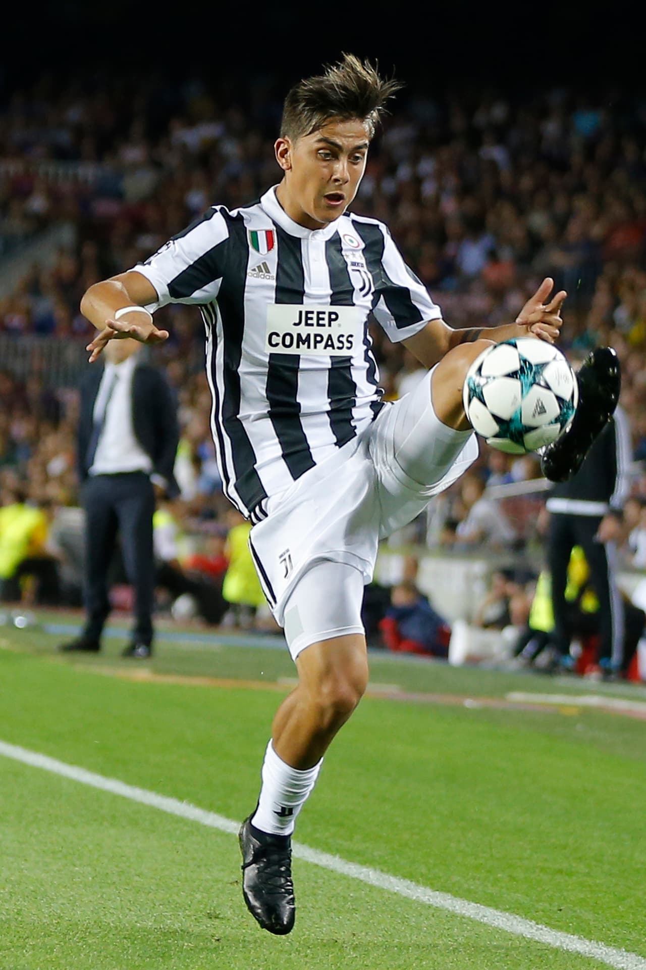 <b>Delantero: </b>Paulo Dybala (Juventus F.C.)