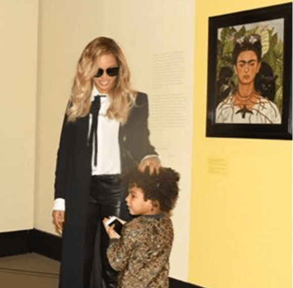 "Ya no soy una de esas personas. Después de tener un embarazo difícil, me tomé un año para concentrarme en mi salud. He investigado sobre medicamentos homeopáticos", puntualizó. 
<br>