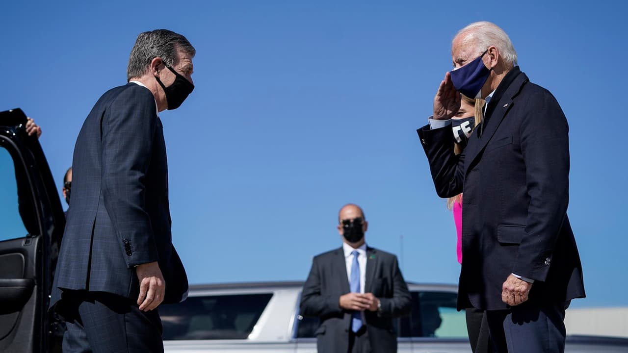 Roy Cooper habla sobre su posible candidatura presidencial en 2024