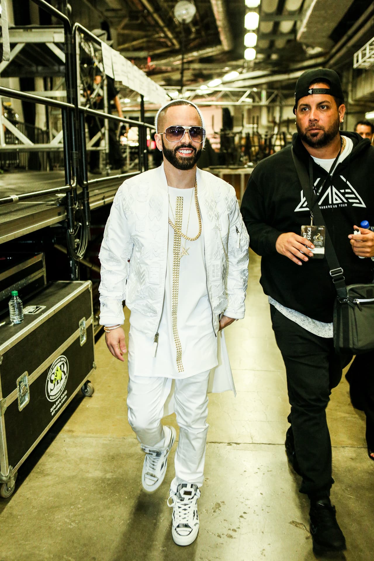 Una cosa fue lo que viste en televisión y otra lo que te perdiste. Pero, relax! Nuestro lente te trae el detrás de cámaras de la esta entrega de Premio Lo Nuestro.