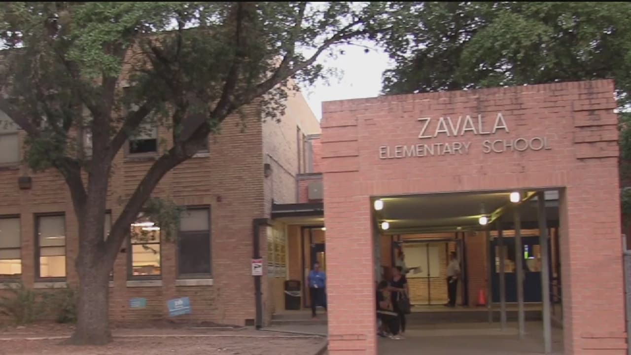 Padres temen por el posible cierre de la primaria Zavala en el distrito escolar independiente de Austin