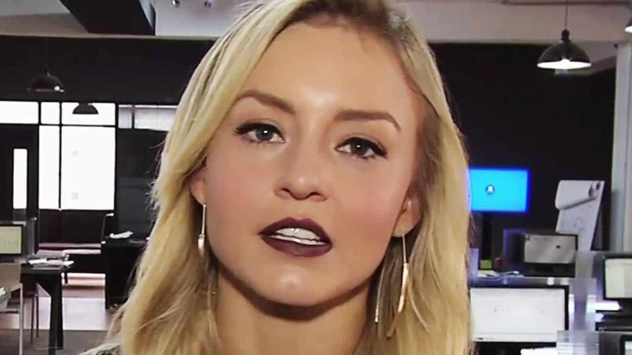 "Es muy complicado, sin duda, hacer una carrera exitosa hoy en día, entonces valoro muchísimo el proceso que he tenido aquí, que ha sido uno muy saludable, me ha hecho crecer, aprender y valorar cada etapa que he vivido".
<br>