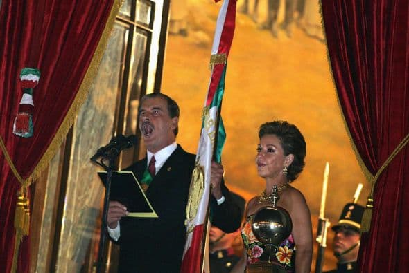 "Hay una actriz que se dice 'diva' en este país y que quiso acercársele a Vicente Fox […] y que 'Marthita' Sahagún se va enterando y que le pone un 'hasta aquí', me consta […] 
<b><a href="https://www.univision.com/shows/el-gordo-y-la-flaca/yo-no-dije-que-estaba-loca-el-reportero-gustavo-adolfo-infante-se-defiende-ante-la-demanda-de-gaby-spanic-video" target="_blank">no voy a decir quién es porque luego demanda la señora"</a></b>, dijo el periodista.