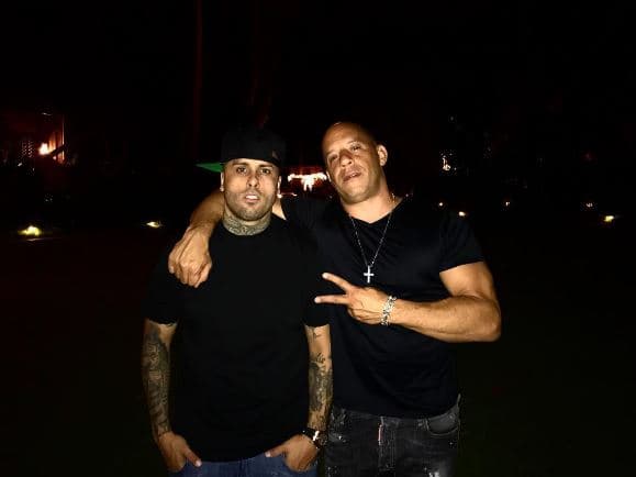 Pero si de amistades verdaderas hablamos, aquí tenemos la del cantante con Vin Diesel.