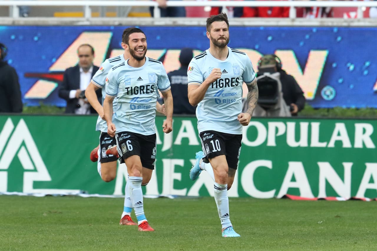 Loa franceses participan en dos de las tres anotaciones de Tigres, comandan la victoria 1-3 sobre las Chivas y llegan a 10 puntos.