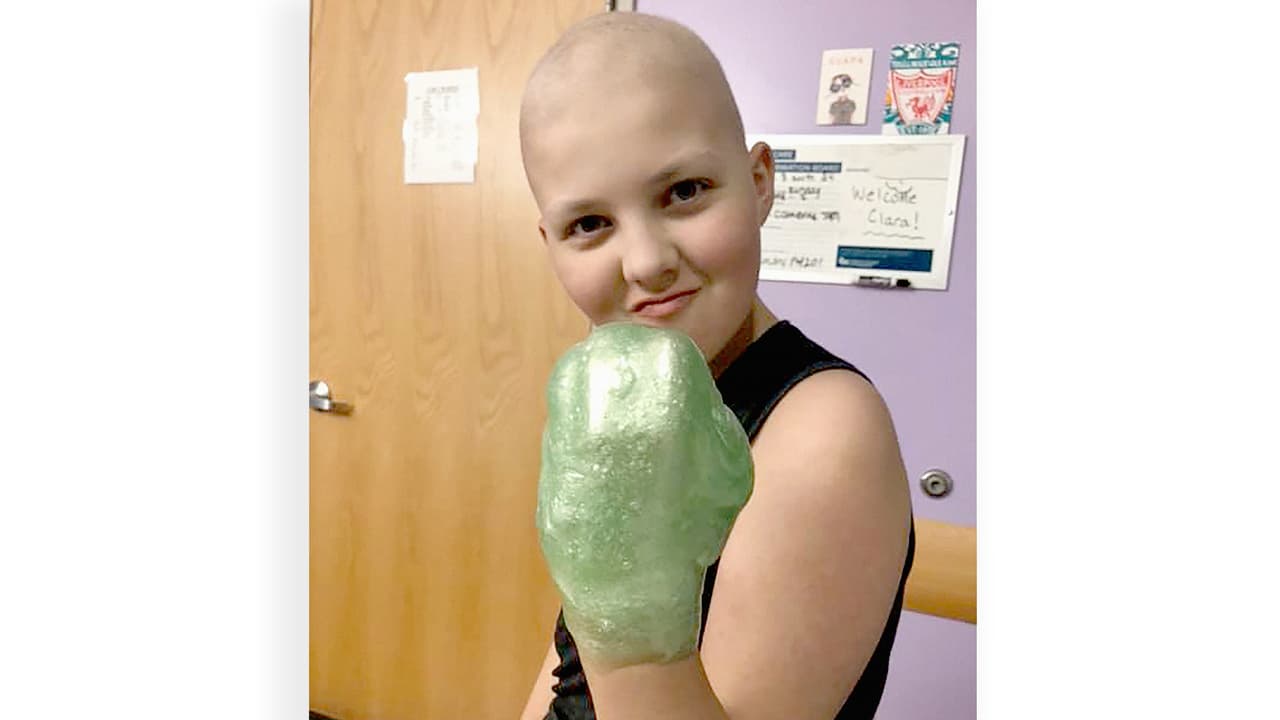 El 14 de febrero del 2019, Día de San Valentín, Clara, de tan solo 12 años de edad, fue diagnosticada con leucemia mieloide aguda, una forma de cáncer muy agresivo y difícil de tratar.