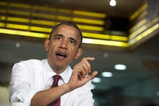 La Asociación Americana de Abogados de Inmigración (AILA) opina que el presidente Barack Obama podría entregar alivio administrativo a los estudiantes, a través de una acción diferida o un permiso condicional humanitario.