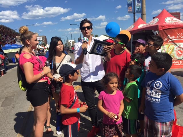 Disfrutó mucho del ambiente y saludó a todos sus fans.