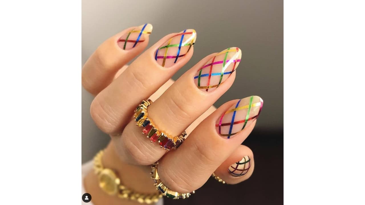 Diseño uñas luces navideñas