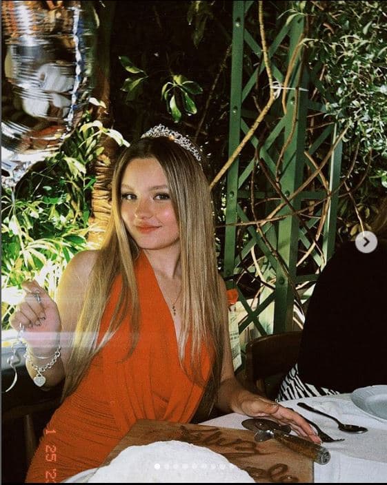 Isabella Tena cumpleaños 16