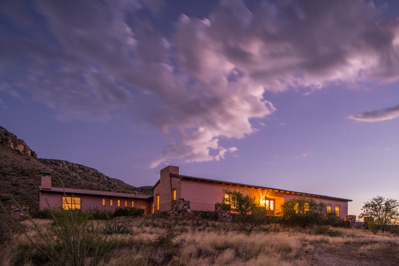 El rancho 
<a href="https://www.univision.com/local/san-antonio-kwex/rancho-en-texas-esta-a-la-venta-por-320-millones">Brewster Ranches </a>p uede comprarse como un todo por $320 millones o por separado, lo que consiste en cinco ranchos.