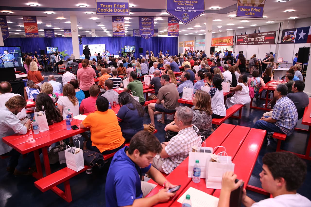 Posteriormente todos los presentes probaron los ocho platillos