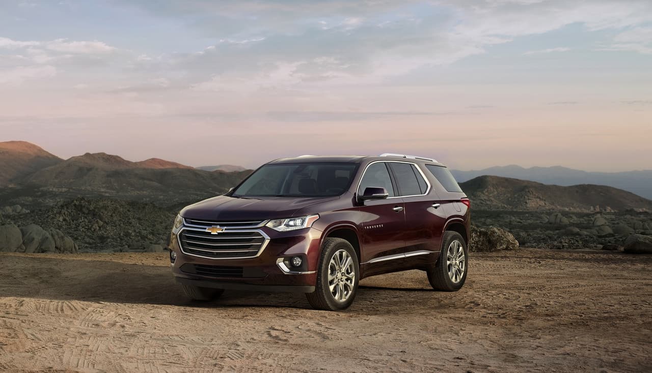 Debajo del capó, la Chevrolet Traverse 2018 lleva un motor V6 de 3.6 litros, aunque también puede elegirse uno de 2.0 litros, con más torque que el anterior.