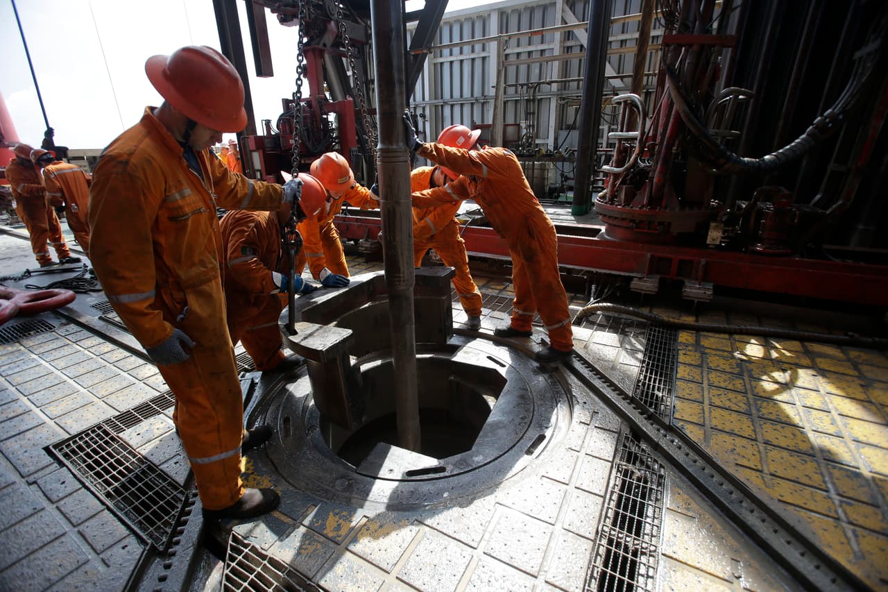 <b>Petróleo crudo y otros derivados. </b>En
<b> </b>2018 los combustibles fósiles y sus derivados representaron $16,000 millones de las exportaciones totales de México a Estados Unidos.