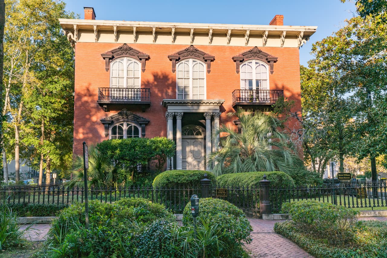La casa museo Mercer-Williams en Savannah, Georgia.