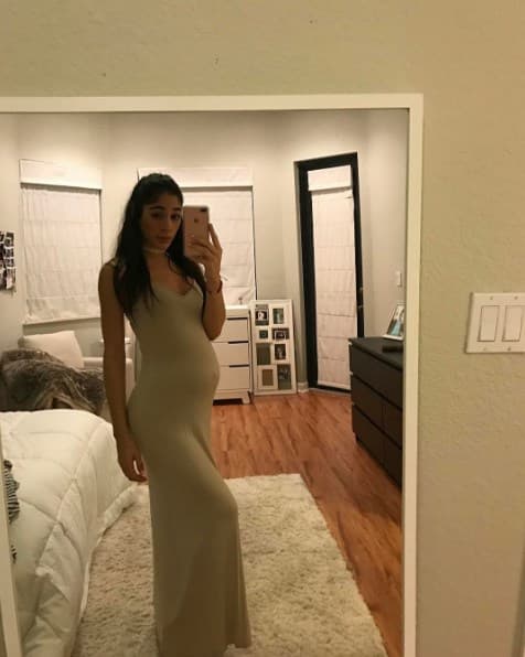 Natalia compartió esta linda imagen en sus redes sociales a sus 35 semanas de embarazo.