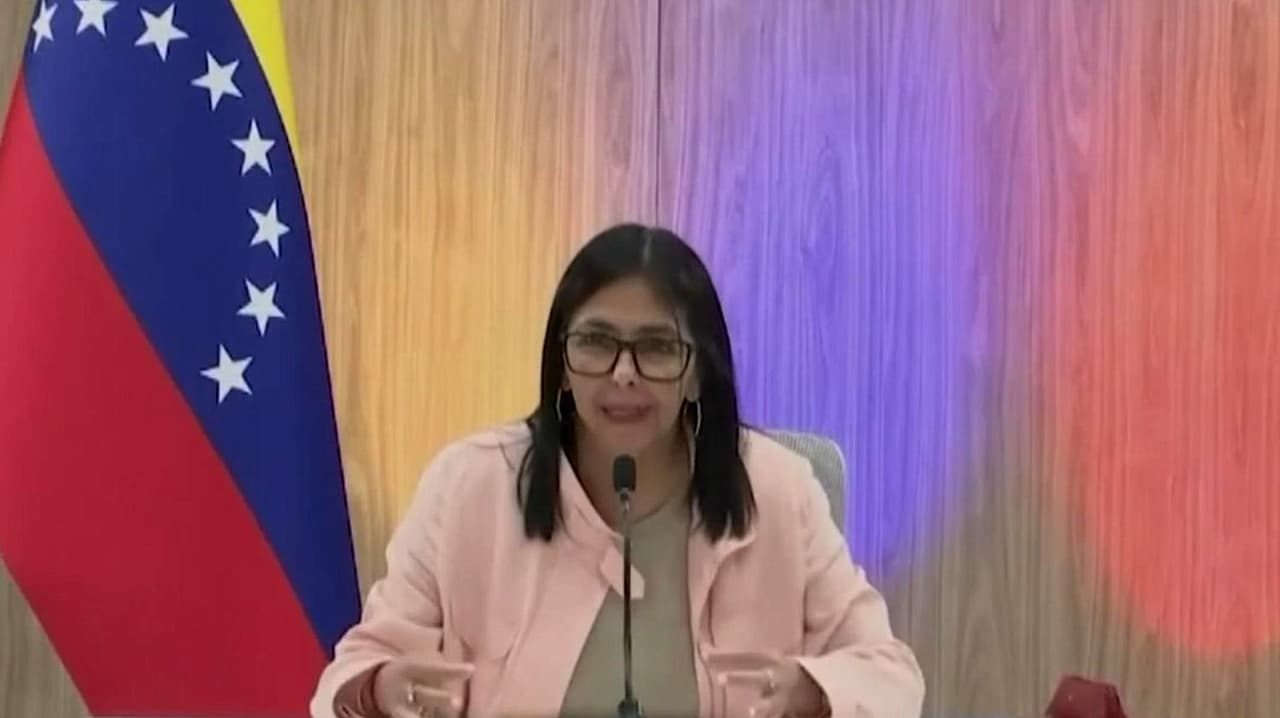 Delcy Rodríguez celebra el retiro de las sanciones de EEUU y busca normalizar nexos