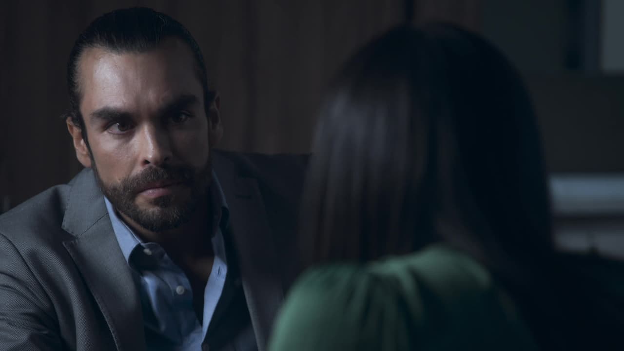 Cuando José Carlos y Vicky estuvieron solos, él le mostró su desconcierto porque Catalina fue la primera en enterarse del embarazo.