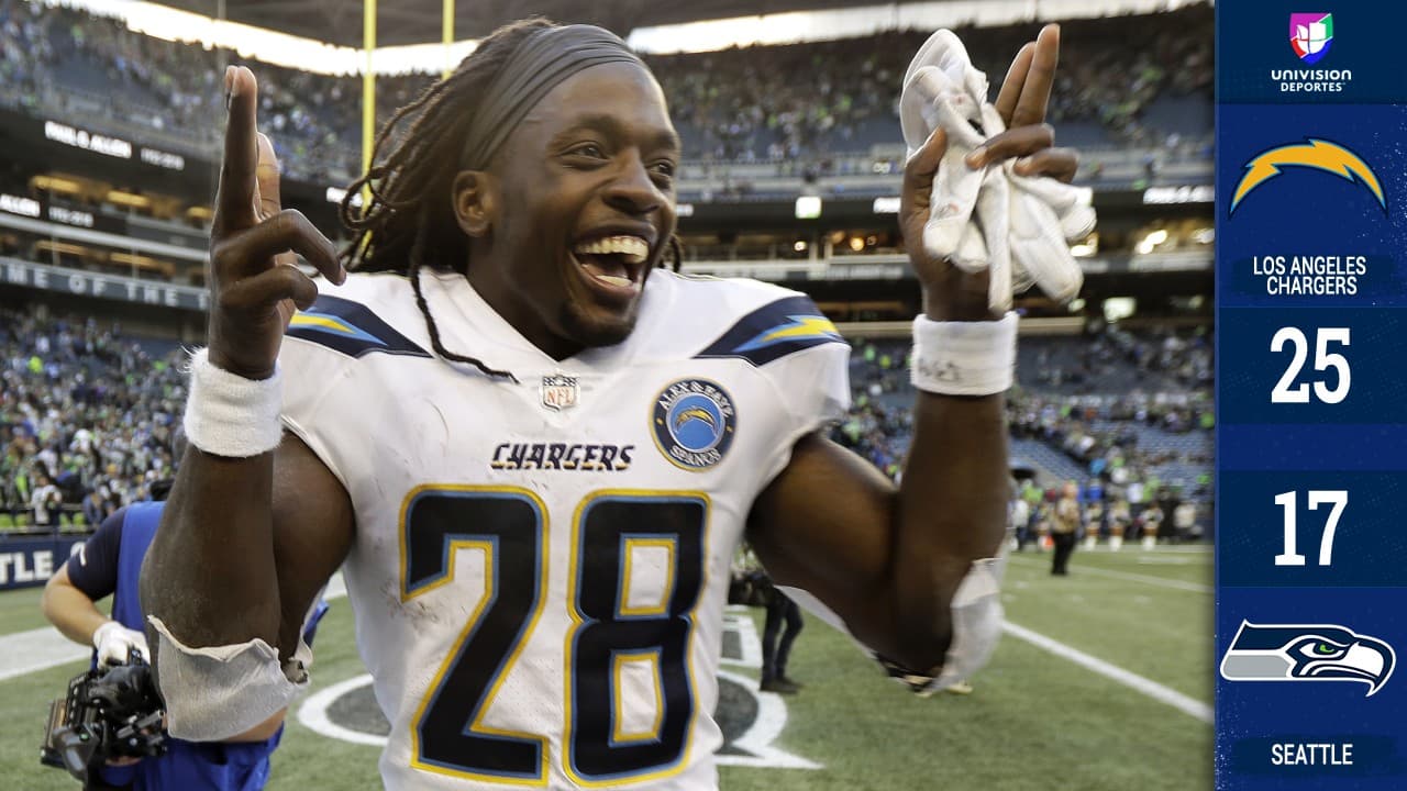 <b>LA Chargers 25-17 Seattle</b>. Philip Rivers compiló su salida consecutiva número 200 en la NFL y la coronó con una dura victoria en Seattle ante ls aguerridos Seahawks.