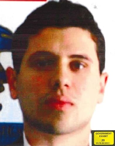 En una extraña entrevista que concedió en 2018 a la revista belga Knack, Iván Archivaldo Guzmán habló sobre una supuesta traición que el gobierno de México le hizo a su padre, se deslindó de la muerte de seis militares y aseguró que no está ávido de poder.