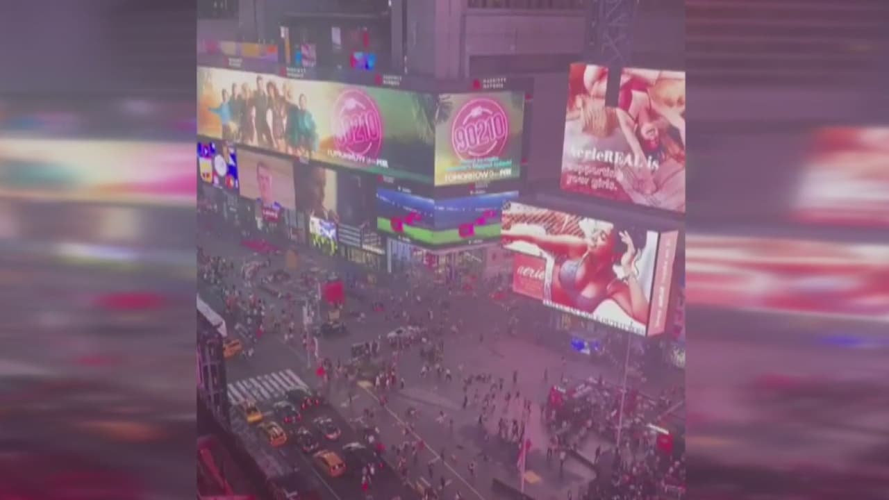 Ruido de motocicleta causa pánico en Times Square, Cabán acepta la derrota en elecciones para Fiscal del Distrito de Queens, y más