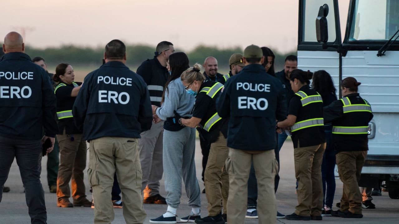 "Asilo pendiente no otorga estatus legal": ICE endurece su postura y confirma detenciones; esto dice un abogado