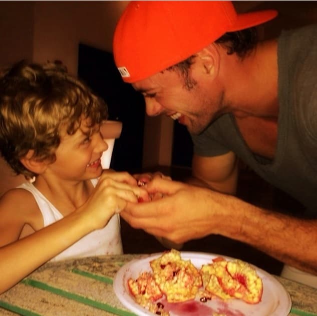 Con su pequeño hijo la pasa genial, él es su gran inspiración.