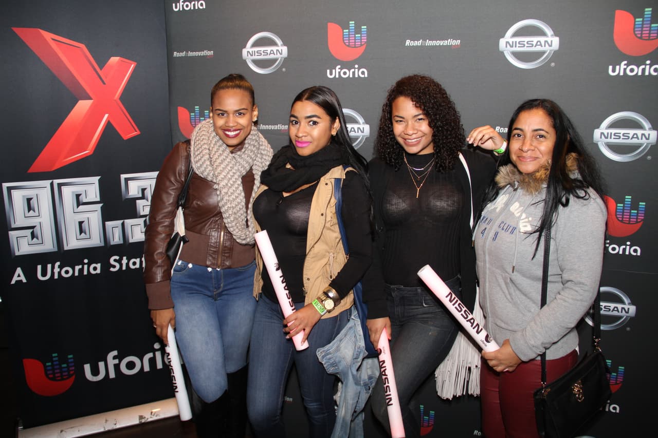 Los fanáticos de La X 96.3 se gozaron de principio a fin el espectáculo de Yandel en Stage 48 cortesía de Nissan.