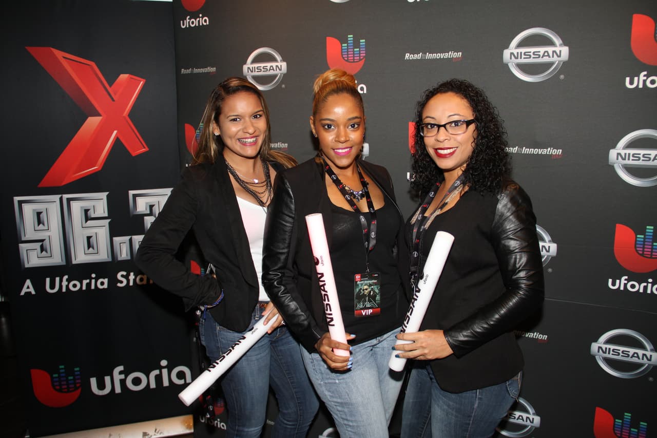 Los fanáticos de La X 96.3 se gozaron de principio a fin el espectáculo de Yandel en Stage 48 cortesía de Nissan.