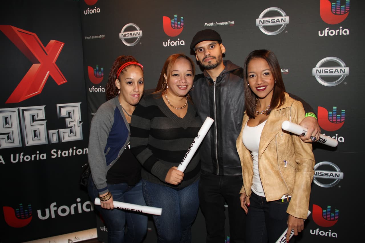 Los fanáticos de La X 96.3 se gozaron de principio a fin el espectáculo de Yandel en Stage 48 cortesía de Nissan.