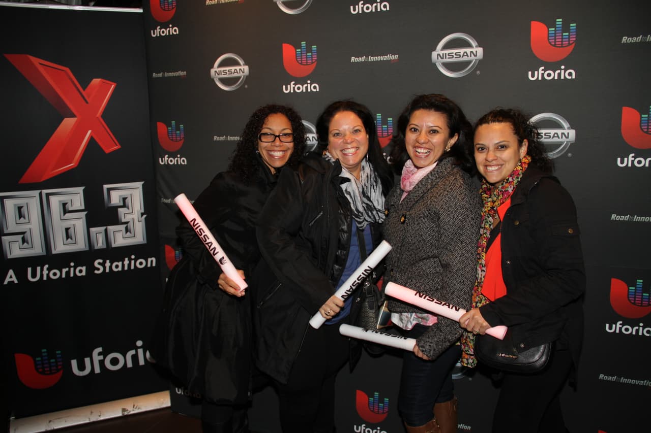 Los fanáticos de La X 96.3 se gozaron de principio a fin el espectáculo de Yandel en Stage 48 cortesía de Nissan.