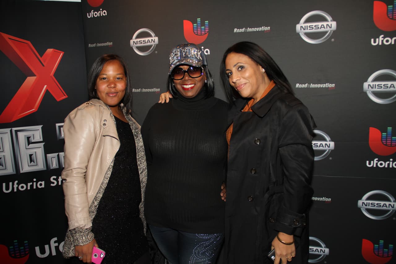 Los fanáticos de La X 96.3 se gozaron de principio a fin el espectáculo de Yandel en Stage 48 cortesía de Nissan.