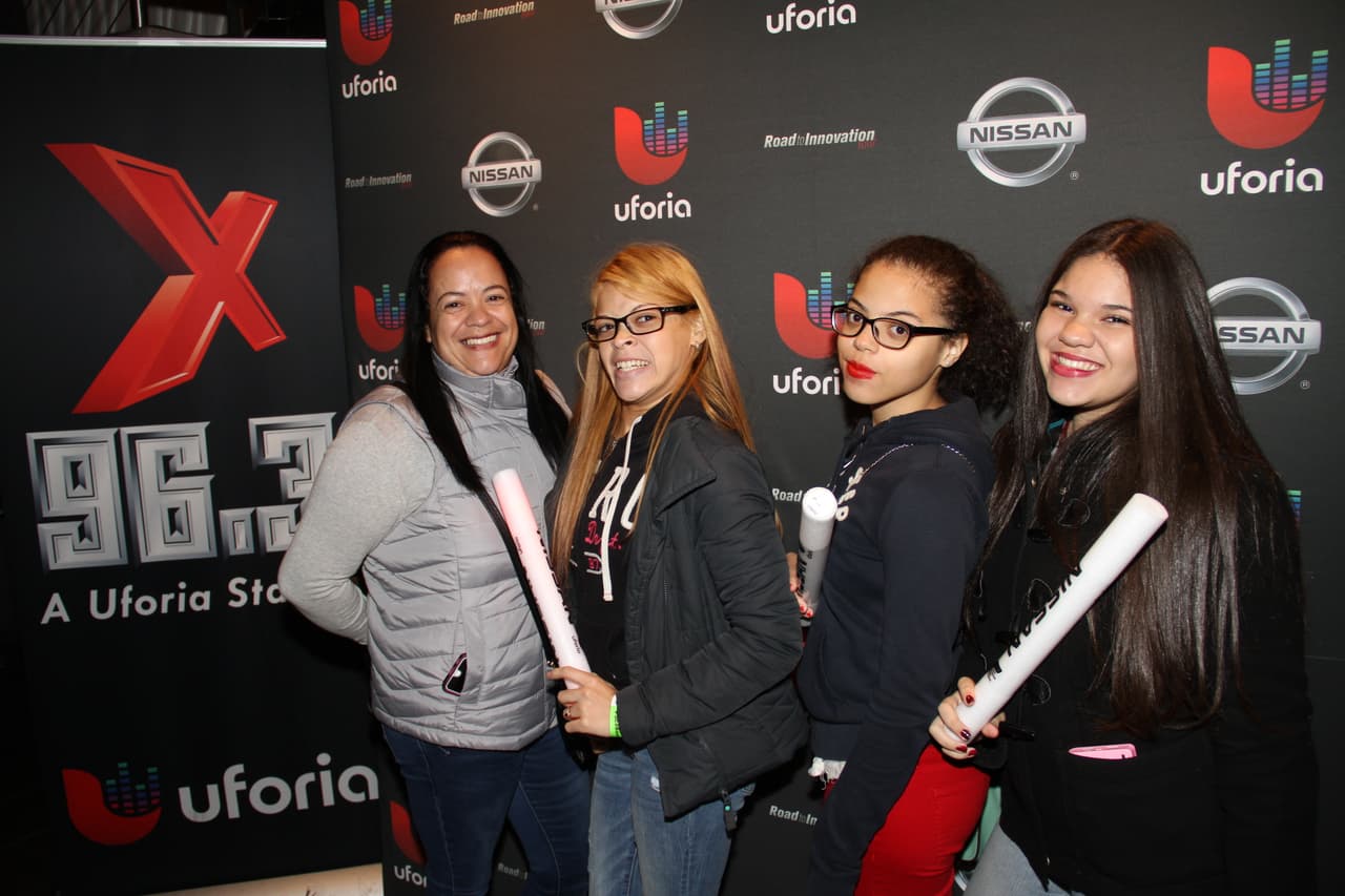 Los fanáticos de La X 96.3 se gozaron de principio a fin el espectáculo de Yandel en Stage 48 cortesía de Nissan.