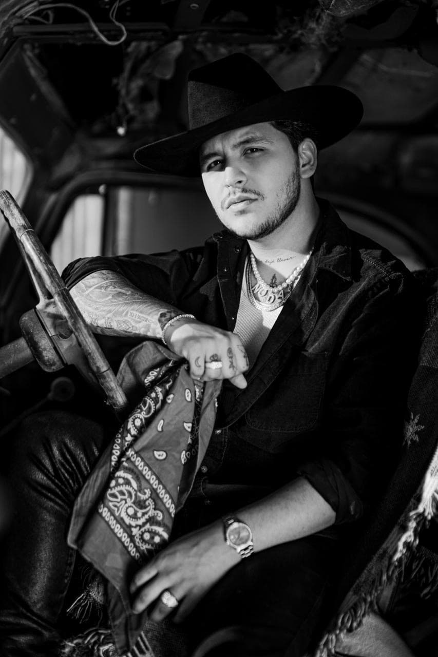 El cantante de regional mexicano Christian Nodal será uno de los presentadores de la gala que se llevará a cabo el 14 de noviembre en Las Vegas, Nevada.